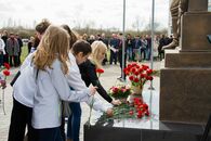 Торжественный митинг у мемориала «Воин-освободитель»