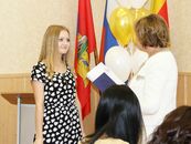 Вручение дипломов выпускникам направления "Международные отношения"