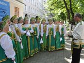 Праздничное шествие, посвященное «Дням славянской письменности и культуры». Церемония открытия памятника «Кирилла и Мефодия»