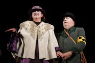 Спектакль «Der Biberpelz» («Бобровая шуба») немецкоязычной труппы Dittchenbuhne