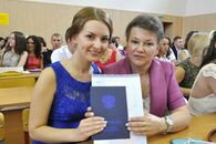 Вручение дипломов выпускникам юридического факультета