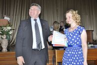 Вручение дипломов выпускникам факультета психологии и социальной работы