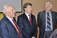 Лекция В.В. Коренькова «Распределенные вычисления и Большие Данные в ОИЯИ»