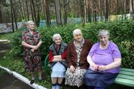 Открытие "Картинного дворика" для дома престарелых