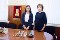 Вручение удостоверения аспиранта ТвГУ призеру Олимпийский игр Наталье Непряевой